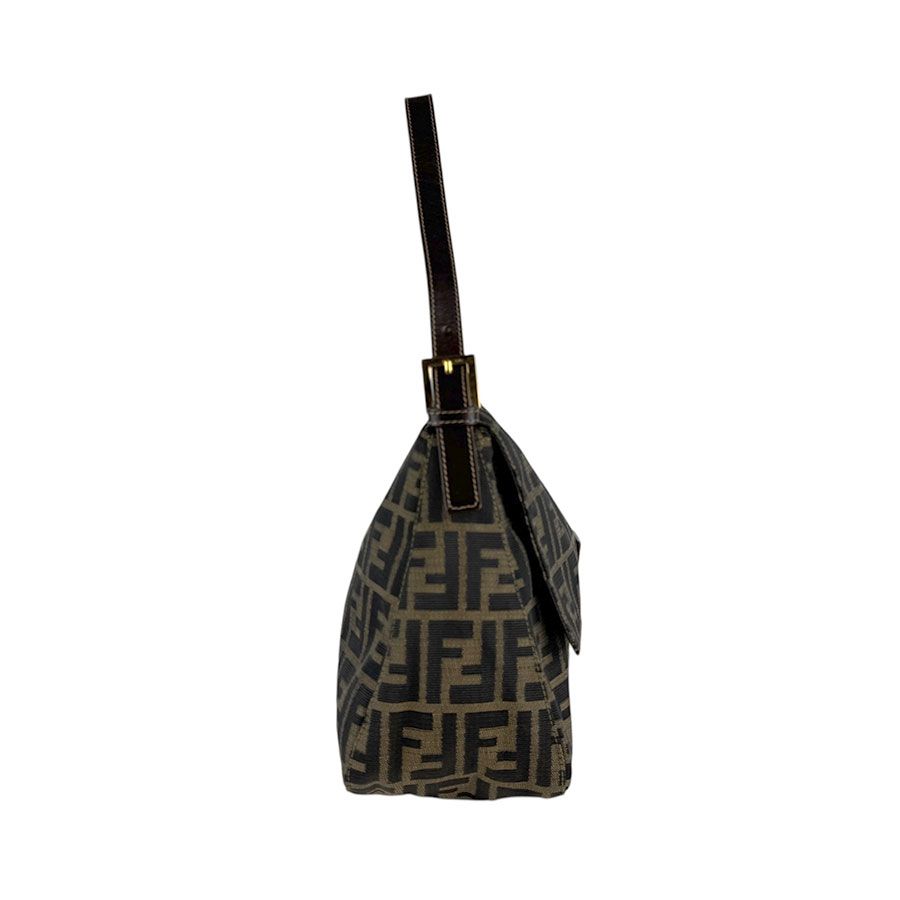 フェンディ FENDI ショルダーバッグ ズッカ マンマバケット