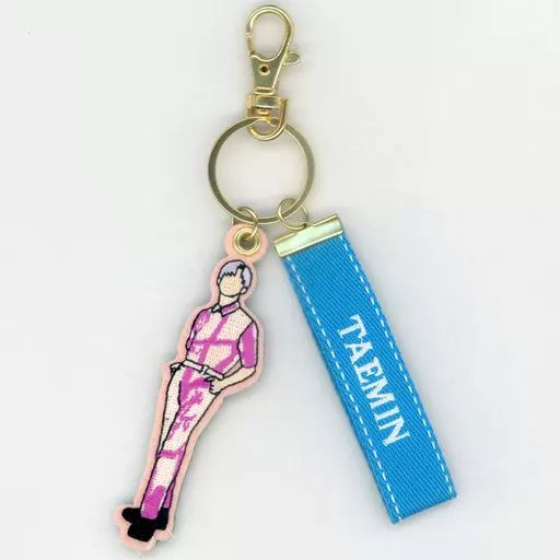 【新品未開封】SHINeeテミン　ピンバッジ　キーホルダー 中古】雑貨 テミン 刺繍キーホルダー 「SHINee WORLD J Presents