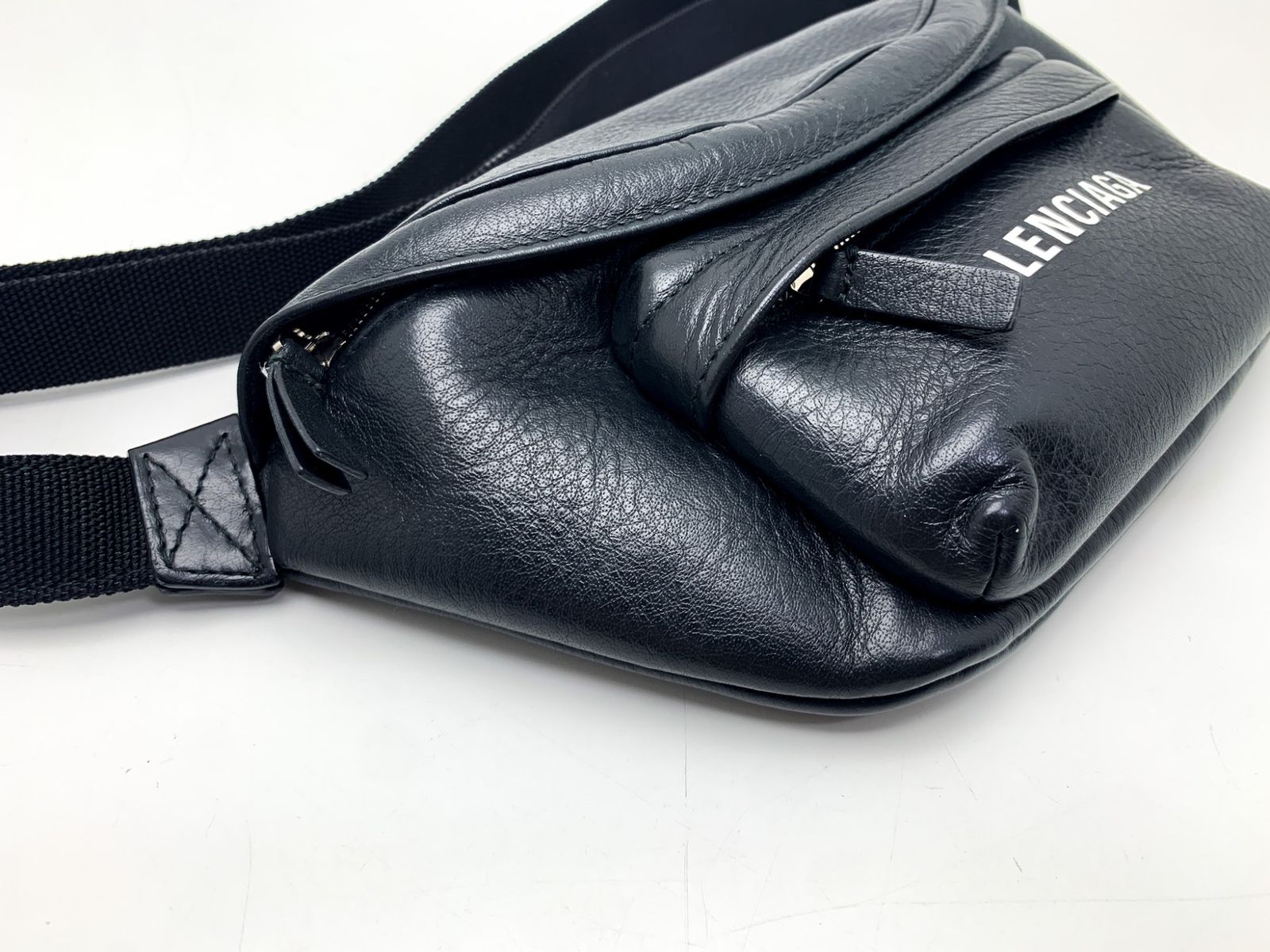 BALENCIAGA バレンシアガ エブリデイ ボディバッグ 黒 ブラック