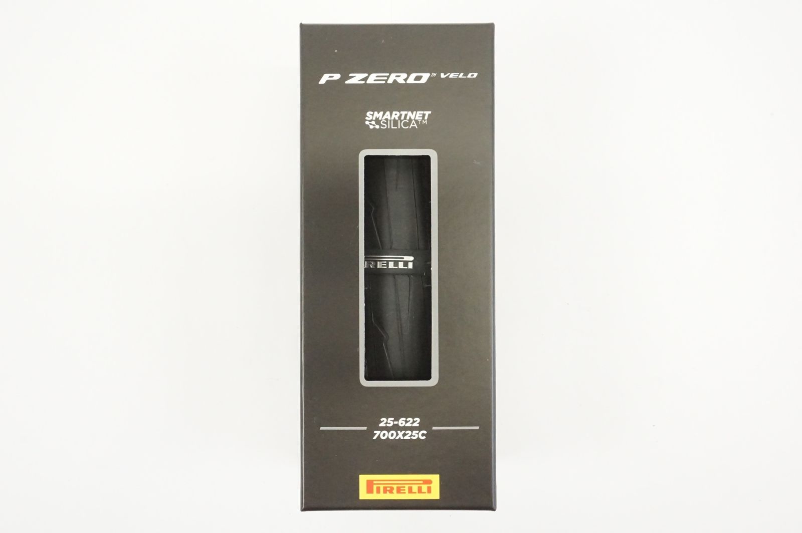 PIRELLI 「ピレリ」 P-ZERO VELO 700x25C タイヤ / バイチャリ宇都宮店