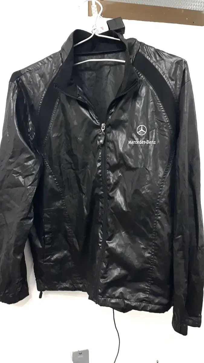 メルセデスベンツ フロントガラス