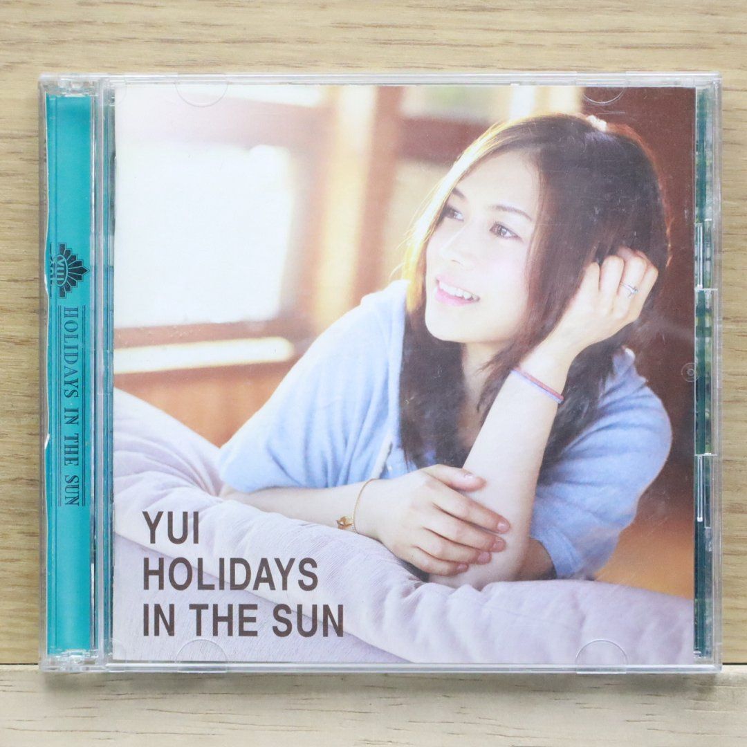 邦楽 YUI Laugh away CD Laugh away - YouTube