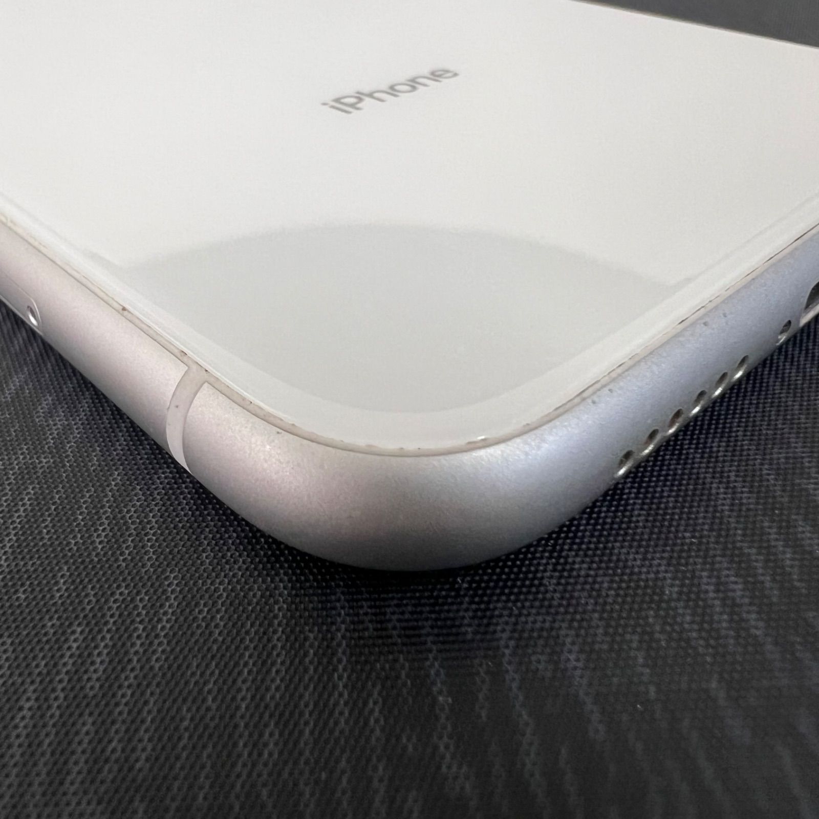 SIMロック解除済 iPhone XR 64GB ホワイト MT032J/A ジャンク