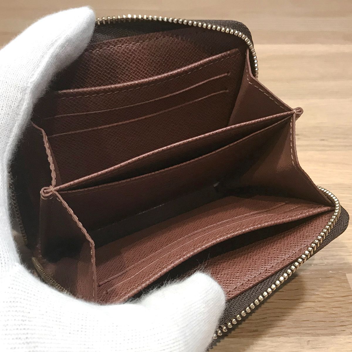 ジッピーコインパース M60067