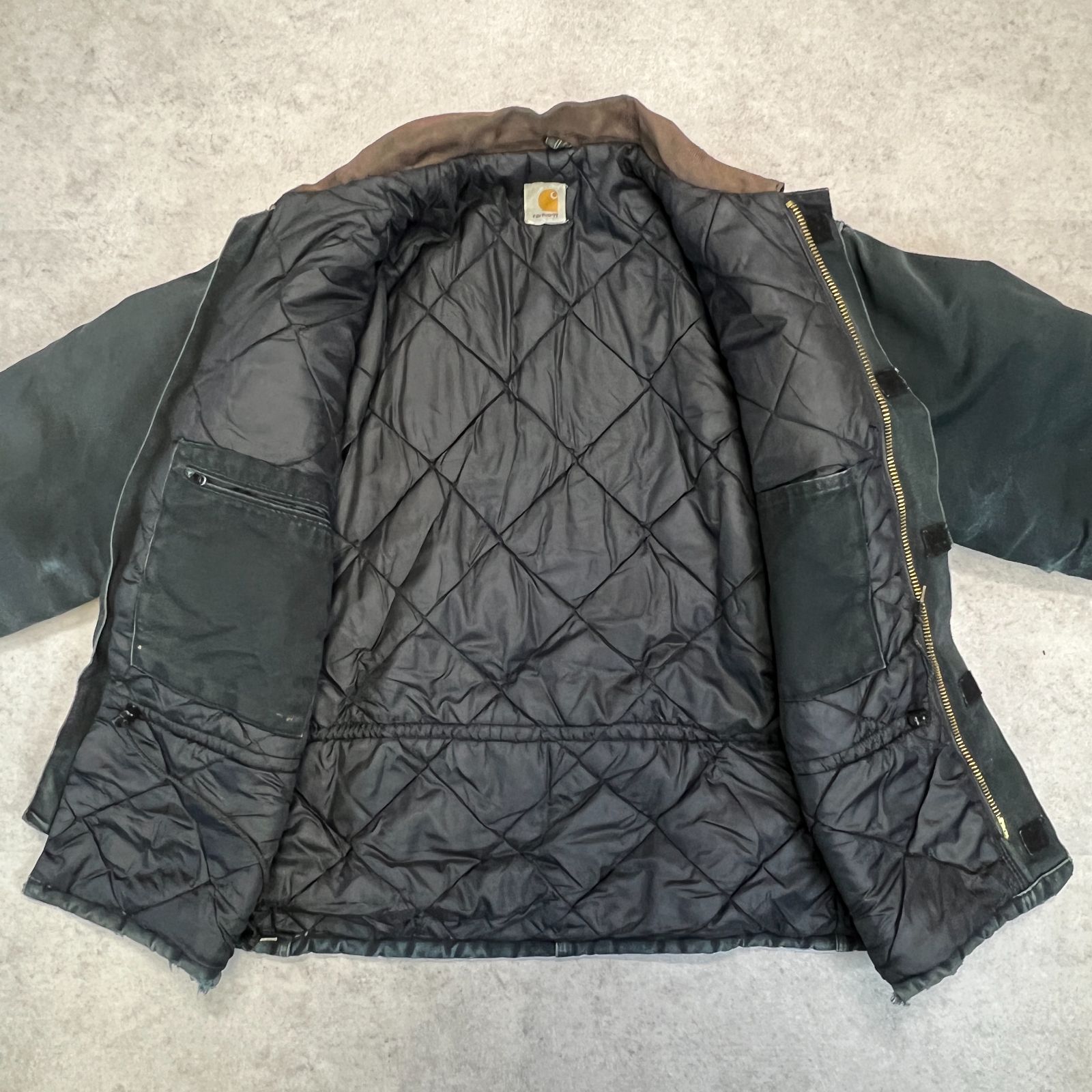 Carhartt カーハート 良フェード トラディショナルジャケット 襟 