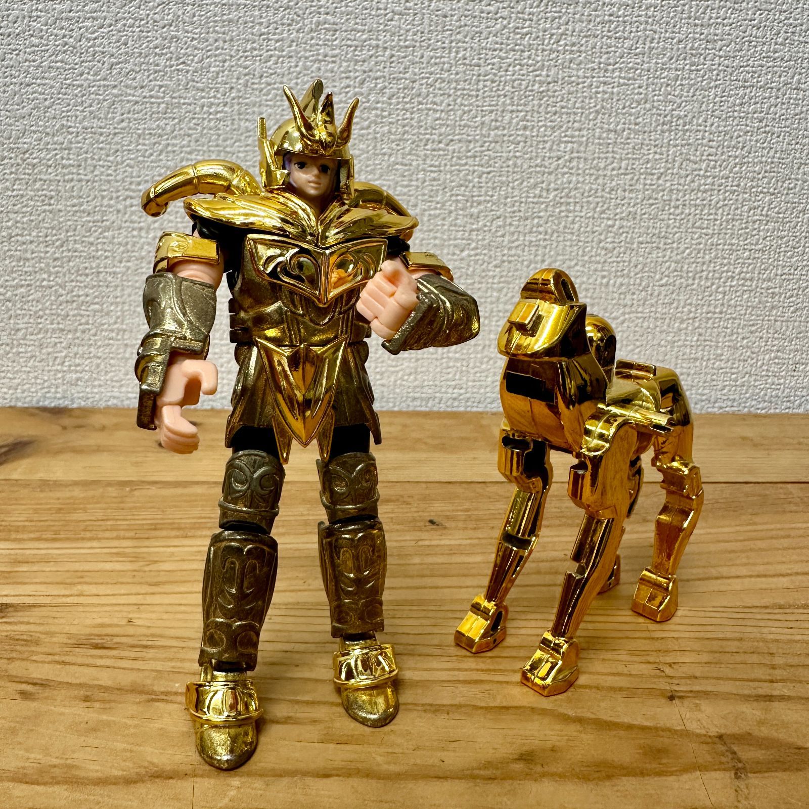 レア】聖闘士星矢 聖衣大系 アリエスクロス ムゥ 当時物 - メルカリ