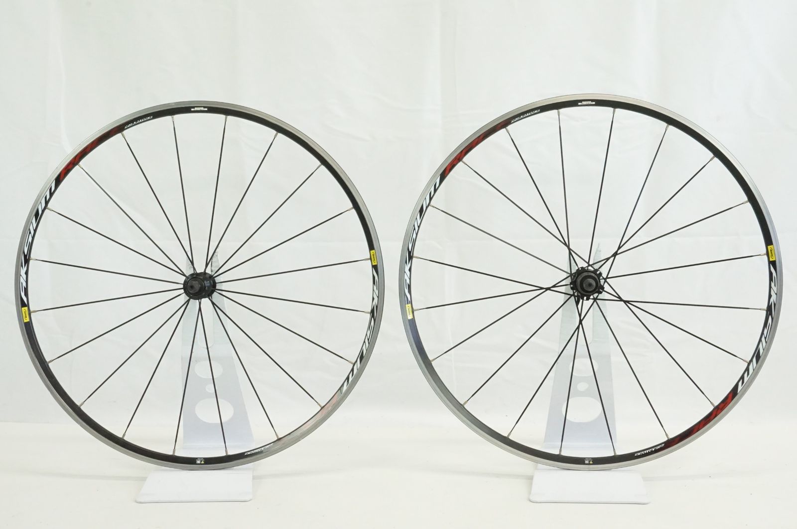 MAVIC AKSIUM RACE シマノ 11速 ホイールセット MAVIC AKSIUM RACE シマノ 11速 ホイールセット MAVIC