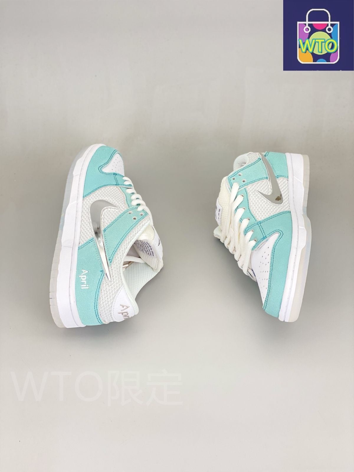 エイプリルスケートボード×ナイキSBダンクロー プロQSホワイトアンドマルチカラ APRIL SKATEBOARDS × Nike SB Dunk Low Pro QS 