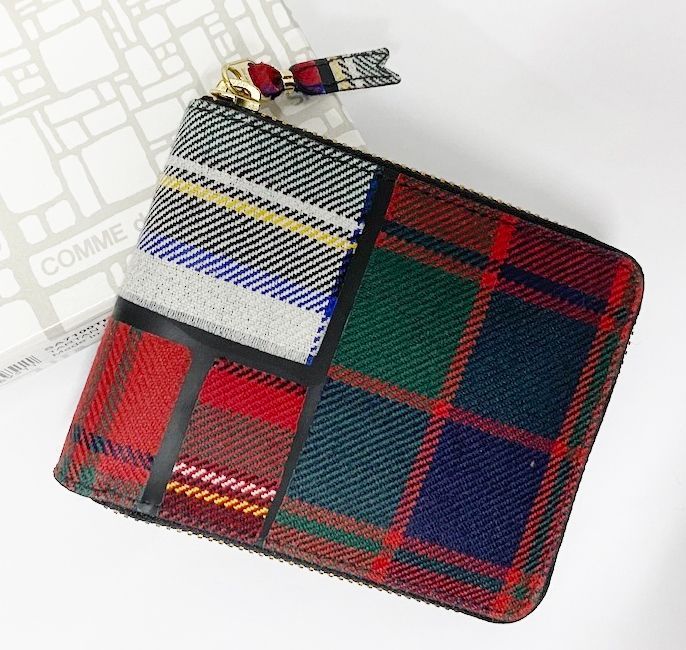 COMME des GARCONS コムデギャルソン TARTAN PATCHWORK RED WALLET タータンチェック パッチワーク レッド  二つ折り財布 - メルカリ