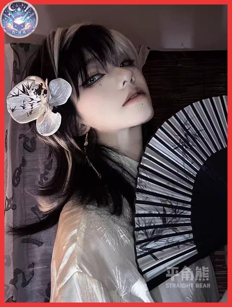 コスプレウィッグ