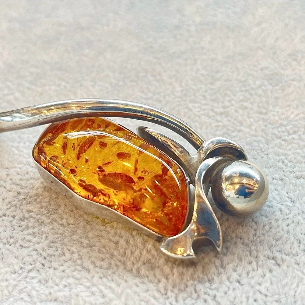 ペンダントトップ 琥珀 アンティーク シルバー925 925刻印 アンバー