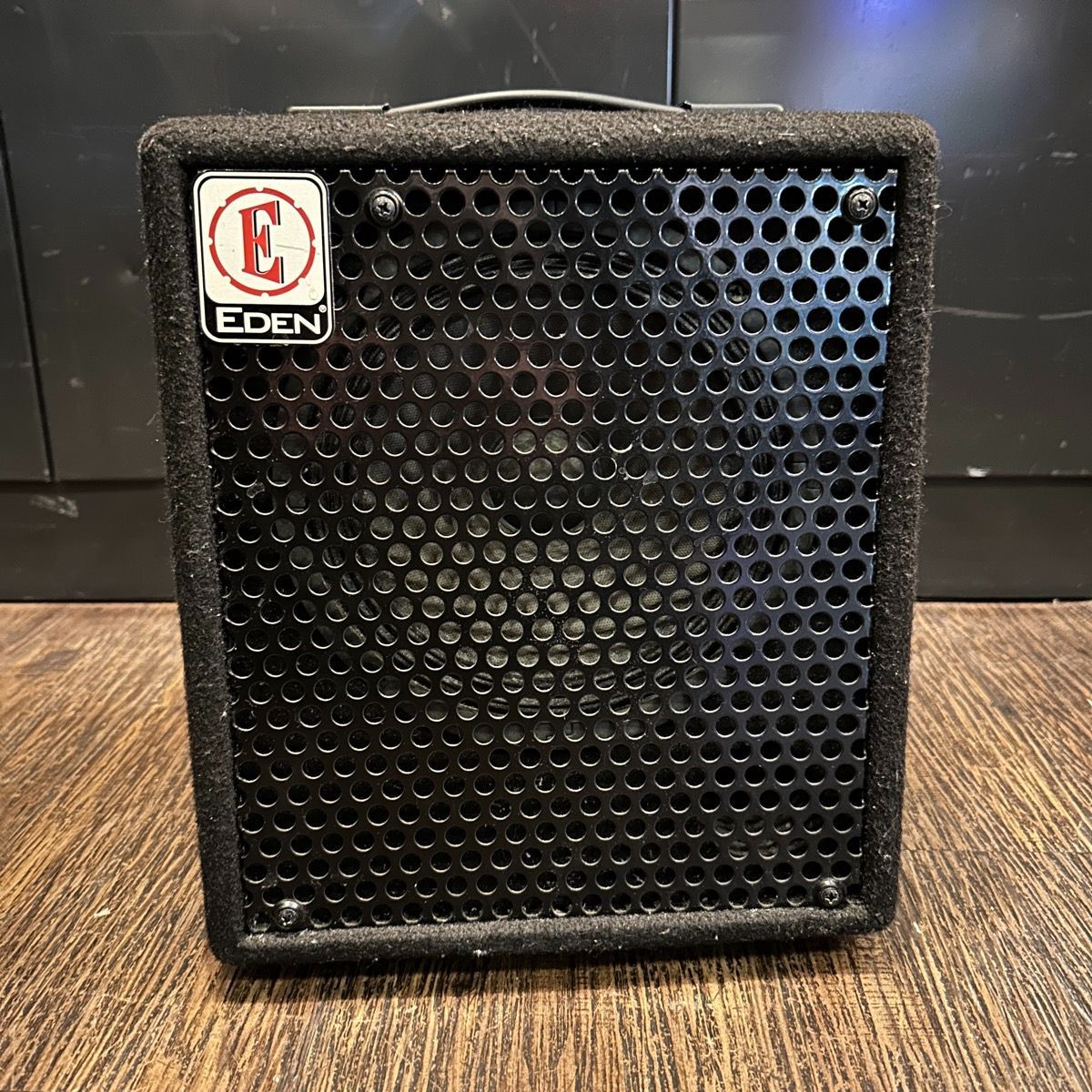 EDEN EC8 Bass Amplifier エデン ベースアンプ コンボ - メルカリ