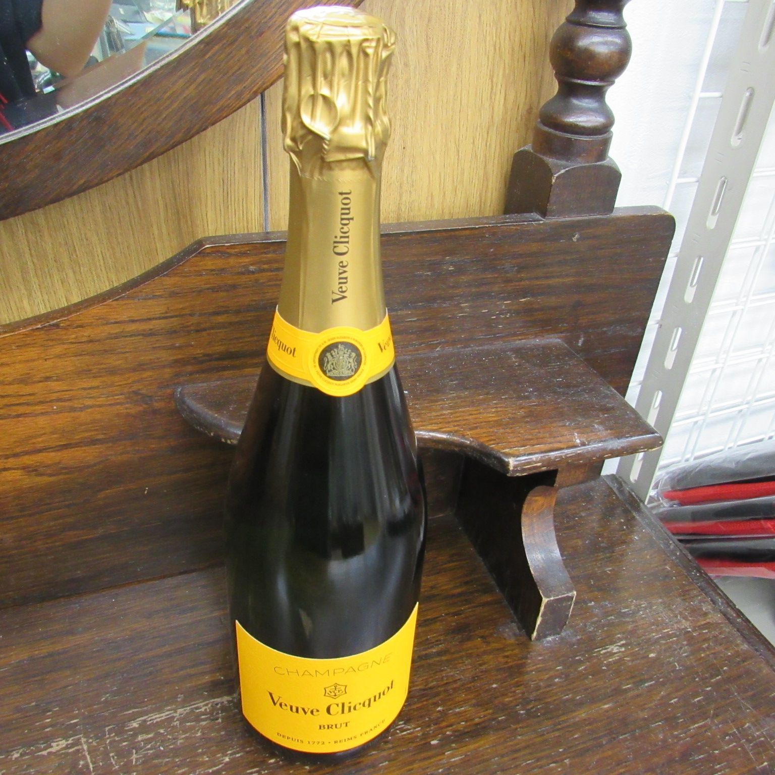 Veuve 未開栓 ヴーヴクリコ Clicquot 750ml シャンパン ヴーヴ・クリコ