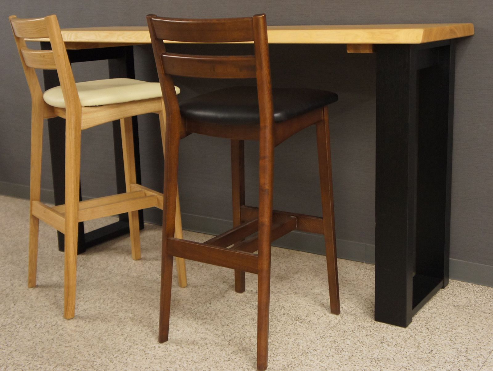 カムイハイチェアDBN