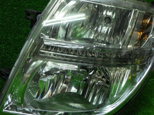 エルグランド E51 純正HIDヘッドライト 中期 後期 日産 エルグランドE51 NE51 MNE51中期 後期HIDヘッドライト 左右