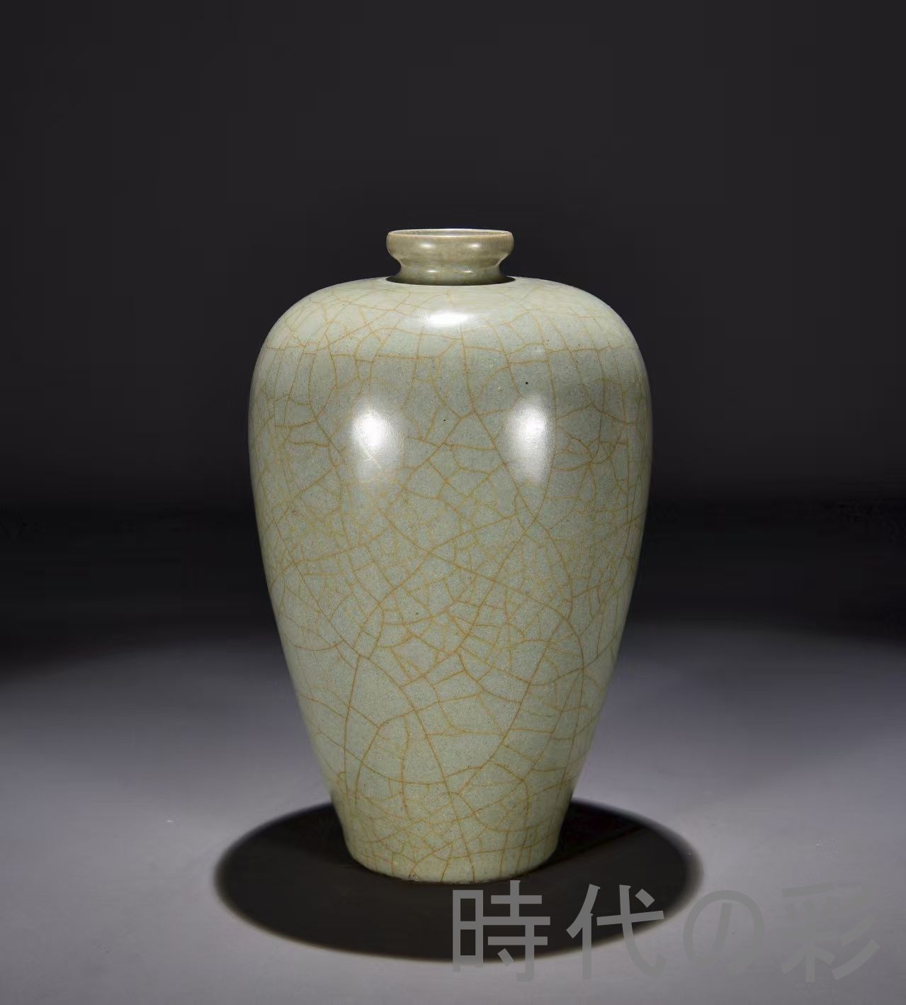 中国古美術 宋・官窯製 梅瓶 壺 花瓶 古陶磁 茶道具 唐物 時代物 文房置物 中国古美術 宋・官窯 梅瓶 壺 花瓶 古陶磁 骨董品 唐物 時代物 美術品