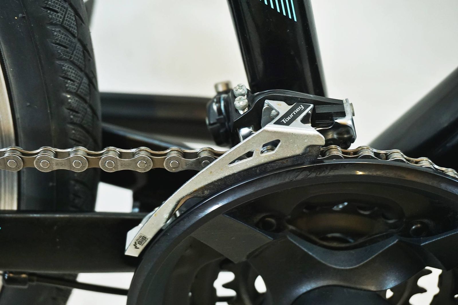 クロスバイク バイチャリ中目黒店