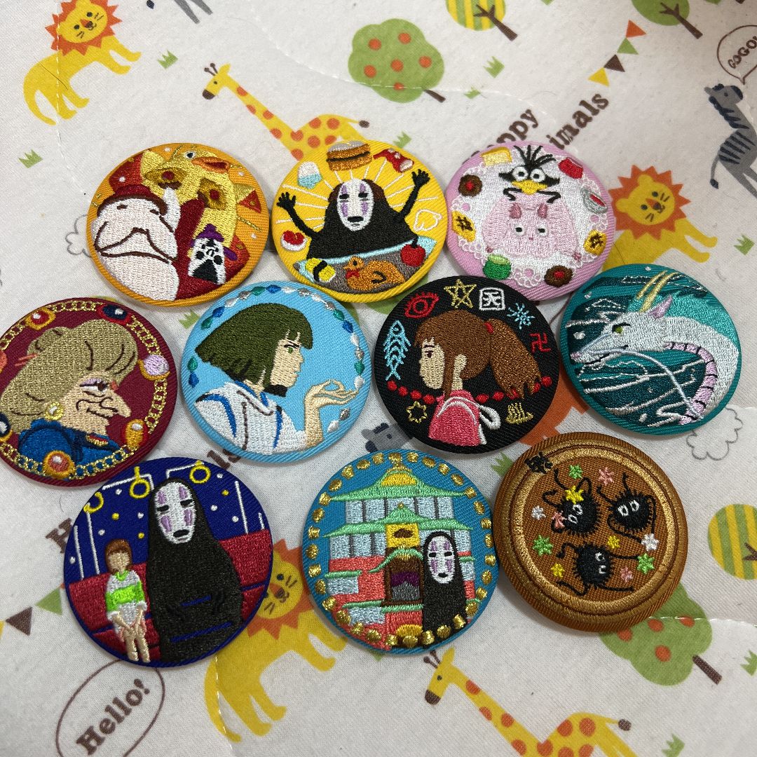 最終値下げ】千と千尋の神隠し 刺繍ブローチコンプリートセット 最終