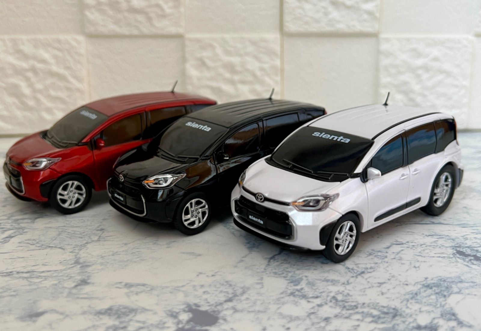 ミニカー 3台セット ノア シエンタ ダイハツ トミカ No.16 トヨタ シエンタ 箱 通販【フォレストウェイ】