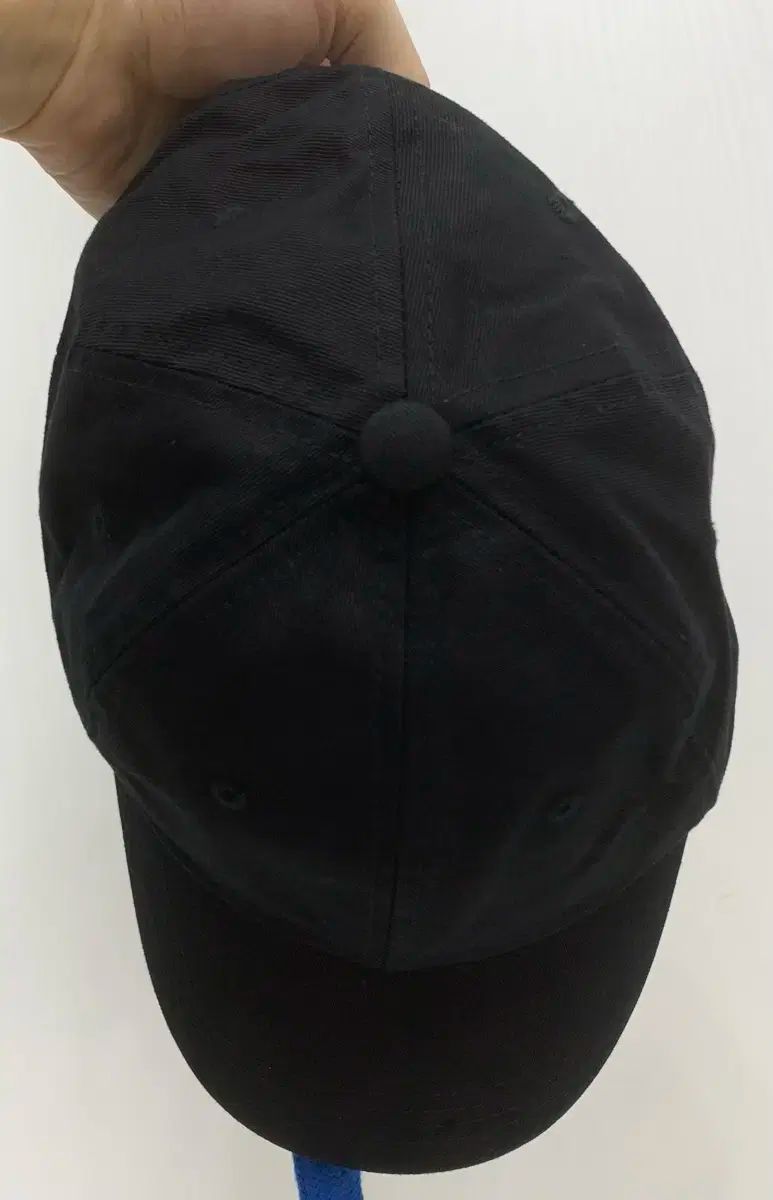 PEACEMINUSONE 黒キャップ 赤ストラップ 即決☆正規品peaceminusone黒キャップcap赤紐ロングG-DRAGON