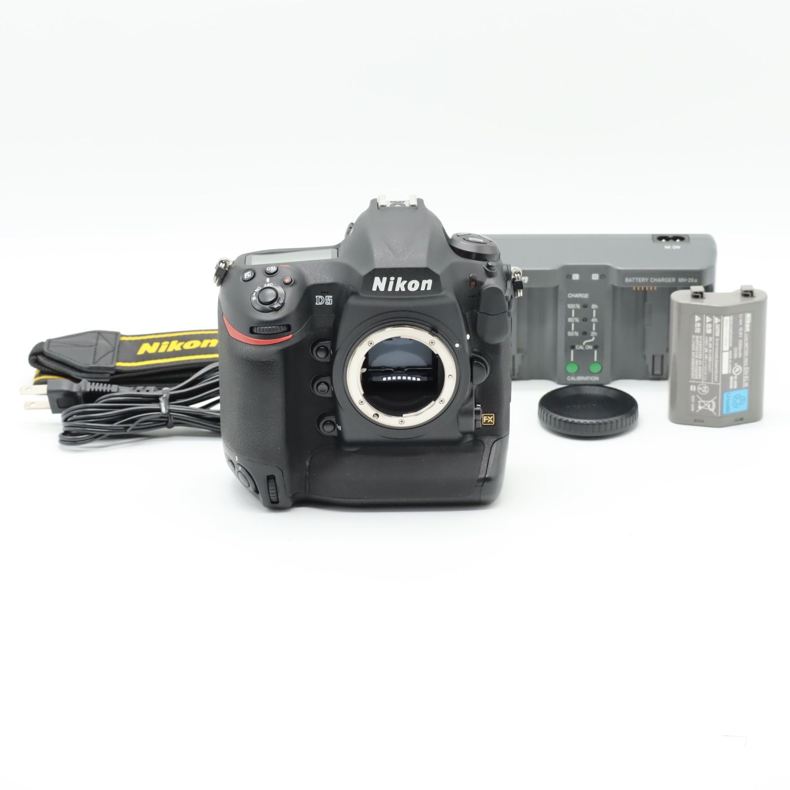 【ショット数48,010回】Nikon D5 (CF-Type) ニコン D5 CF-Type ボディ 価格比較 - 価格.com