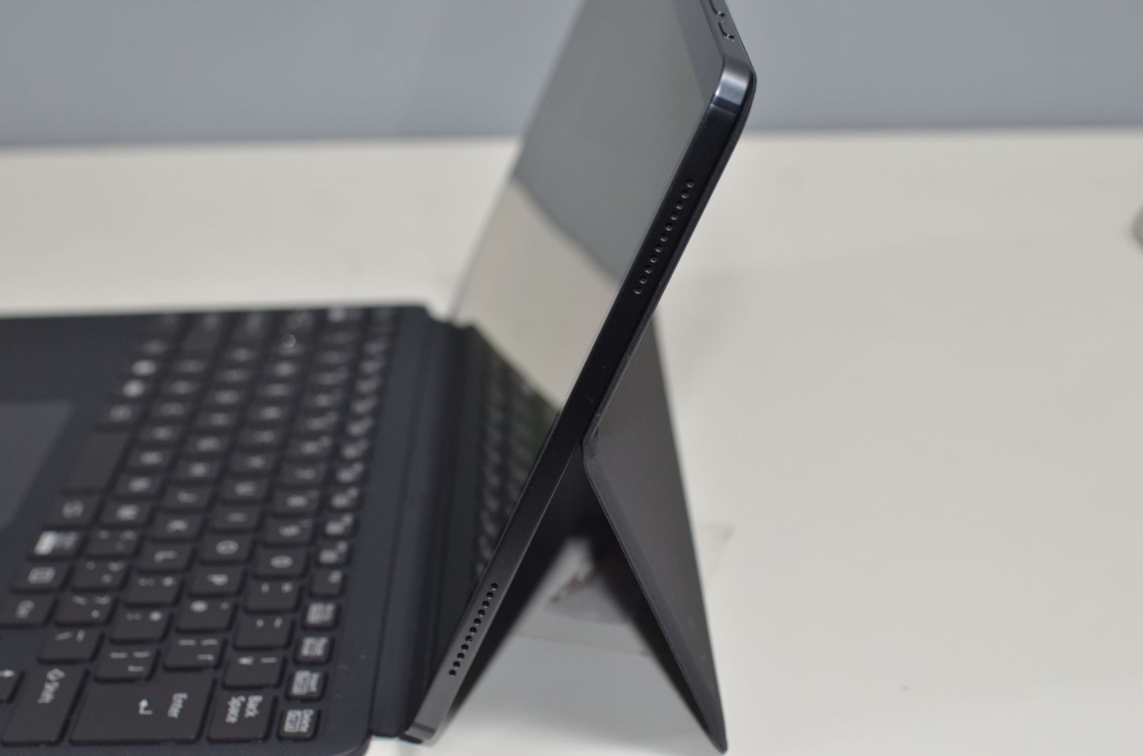 中古良品タブレットPC 富士通 FMV LOOX 90/G FMVL90GB Windows11 爆速