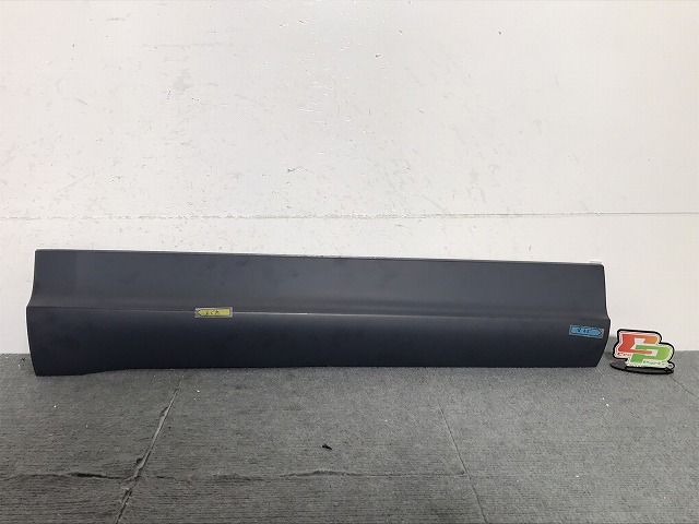 新品!SQ5/Q5 8R 純正 右リアドアサイドパネル 8R0 853 970 B 8R0853970BGRU 未塗装 アウディ(125476)