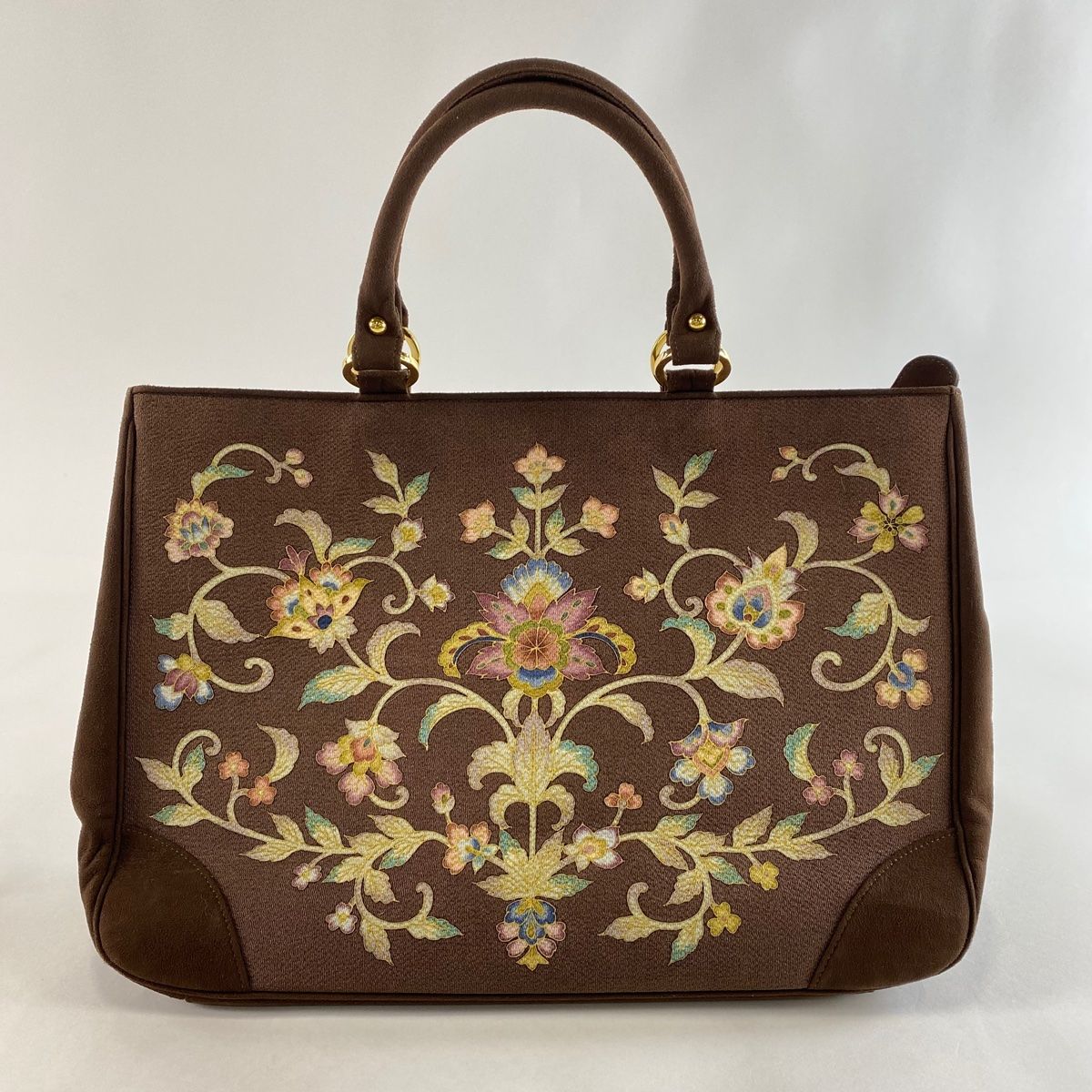 和装バッグ 逸品 OKAJIMA 花唐草 金彩 縮緬 茶色 正絹 和装小物 【中古