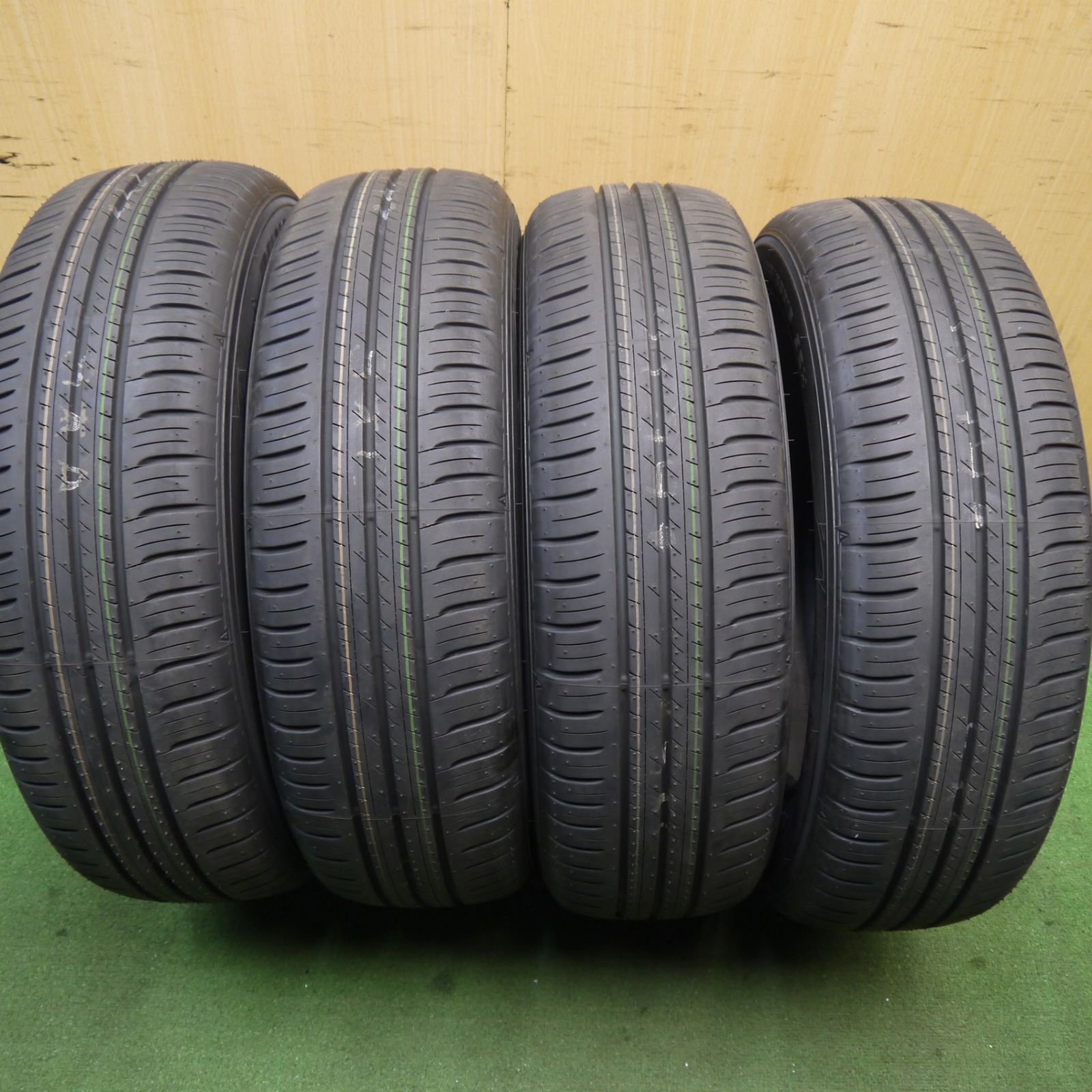 新車外し 25年 195|65R16 ダンロップ エナセーブ EC300 タイヤ 16インチ ライズ ロッキー レックス 60系 プリウス 等 5052702Hノタ