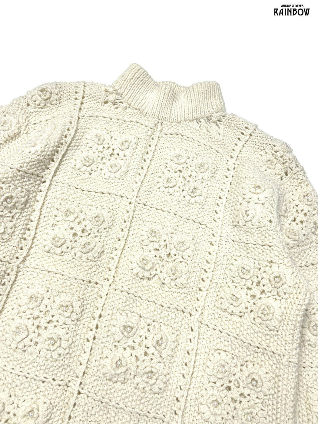 古着 フラワーモチーフ ビジュー ハイネック 無地 長袖 ニット セーター ベージュ 生成り ttu 2509023