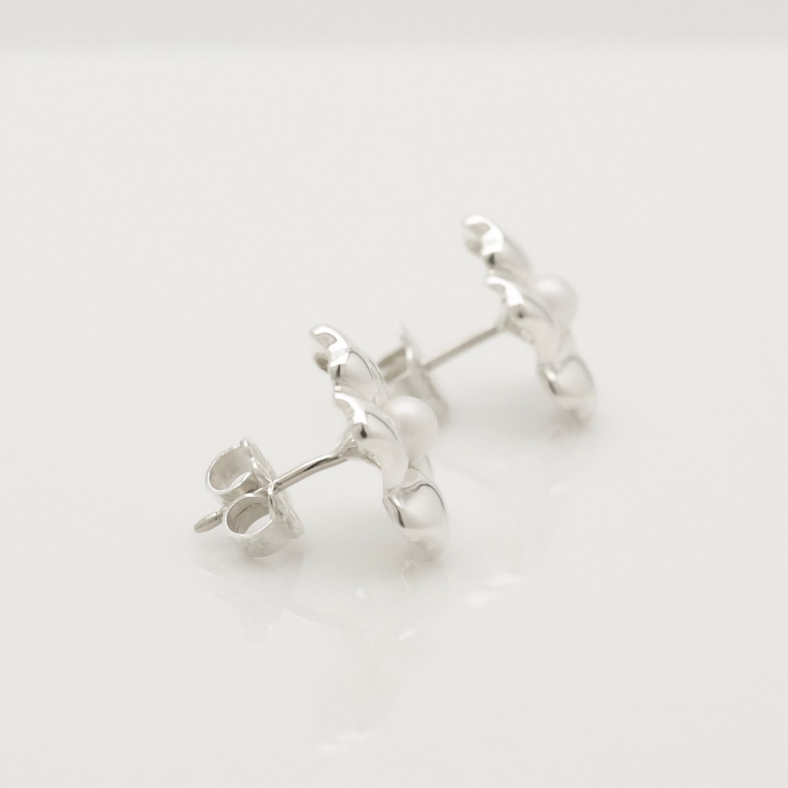 パール スタッド