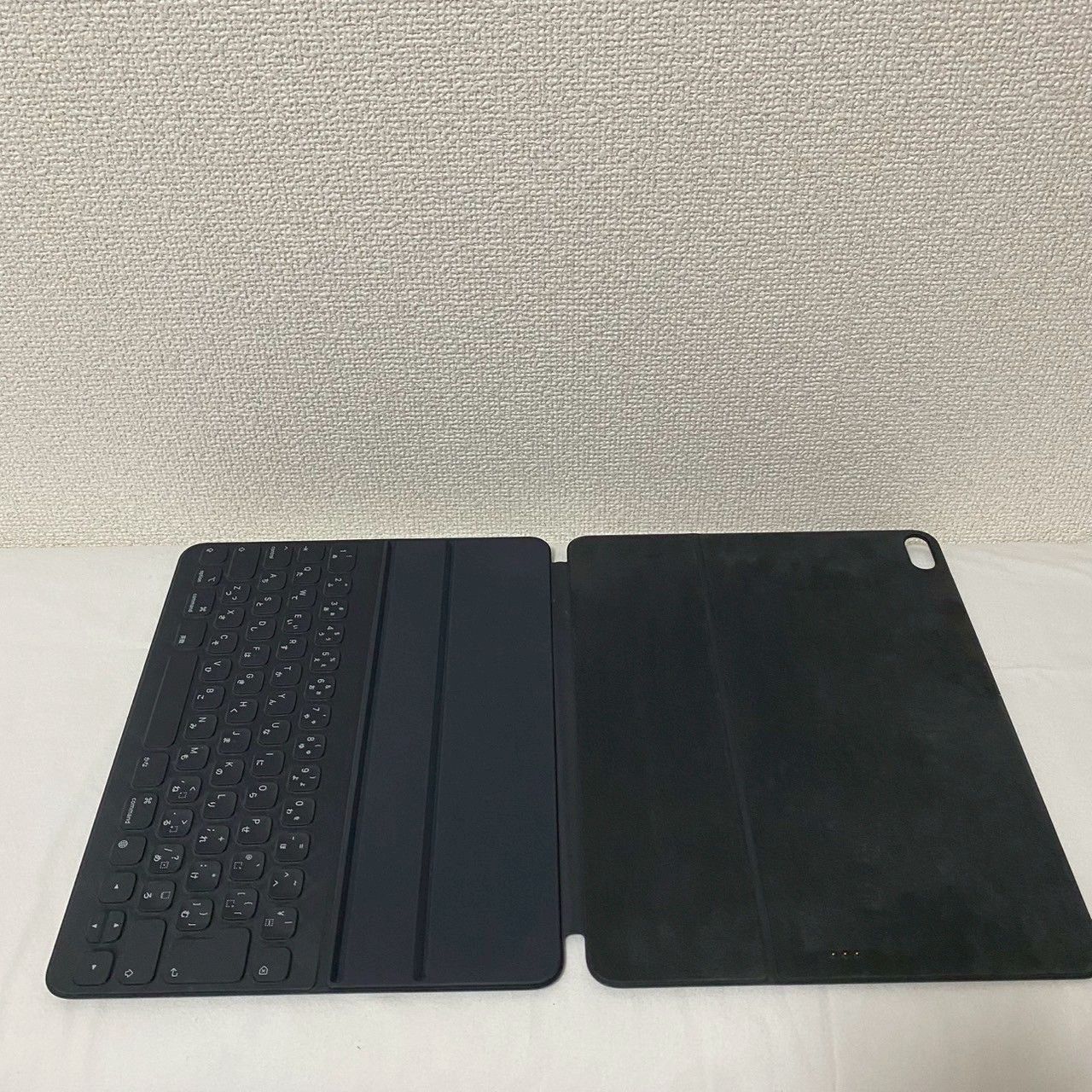 おまけ付【美品】Apple純正iPad Smart Keyboard Folio 11-inch Apple Smart Keyboard Folio for iPad Pro & Air - Gray
