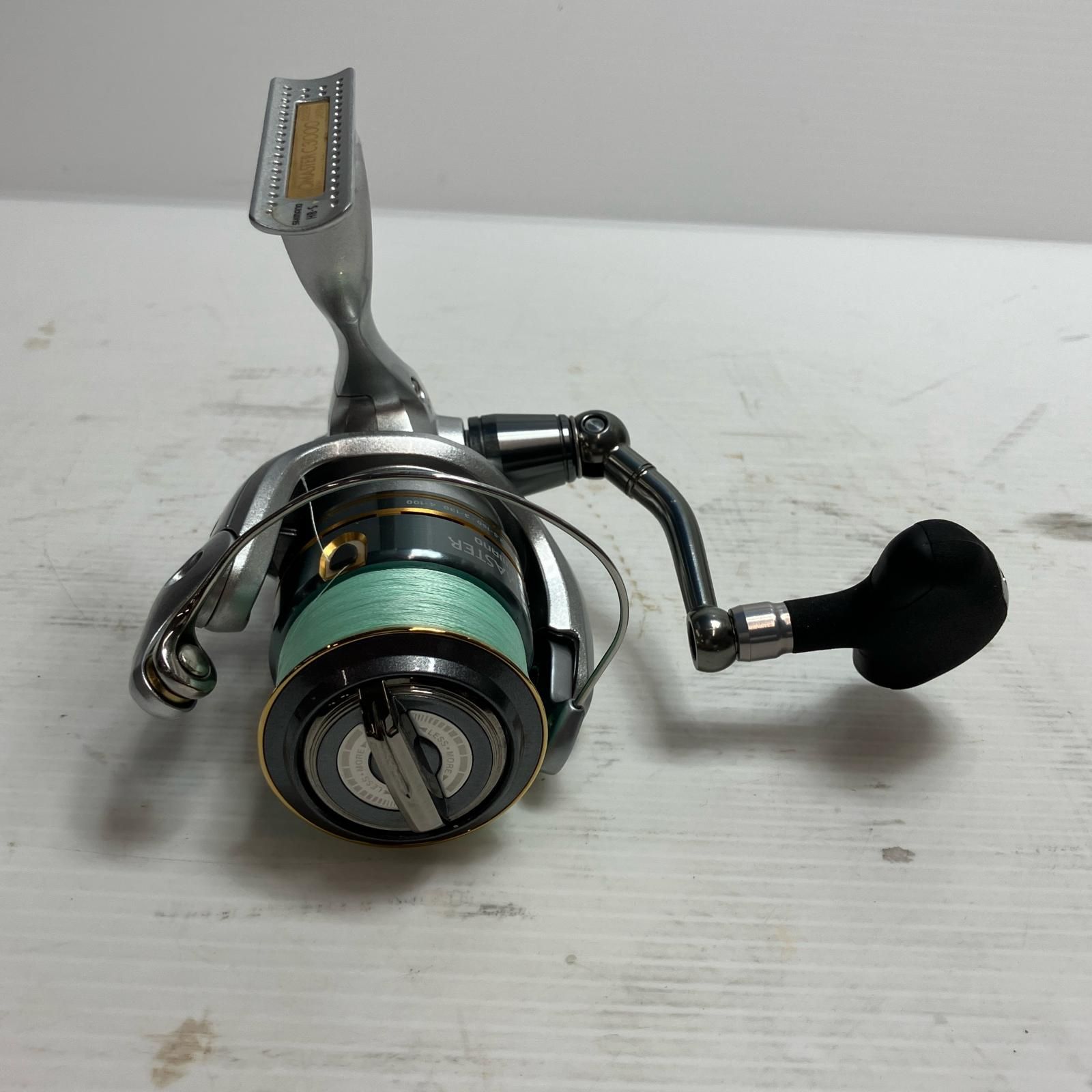 スピニングリール BIOMASTER