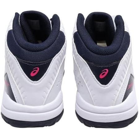 バスケットボールシューズ