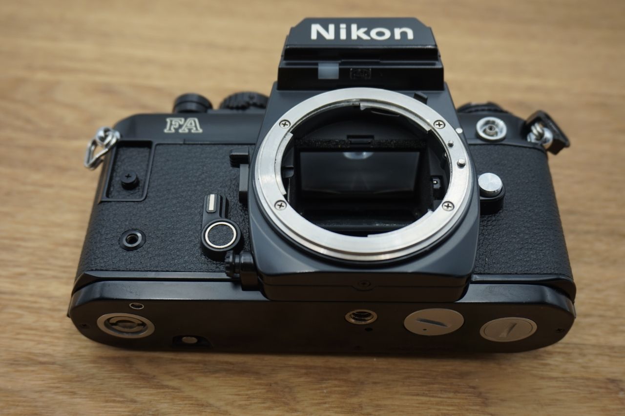 9367 良品 Nikon FA ブラック ボディ 動作確認済み