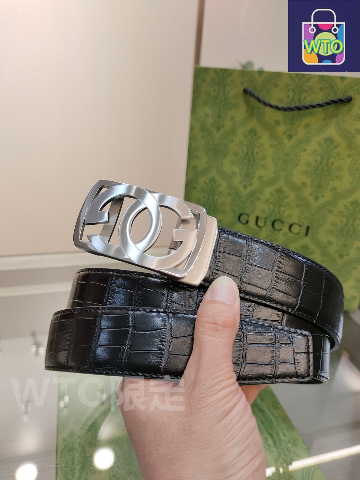 GUCCHI レザー ベルト グッチ スライド オートロック GUCCHI レザー ベルト グッチ スライド オートロック