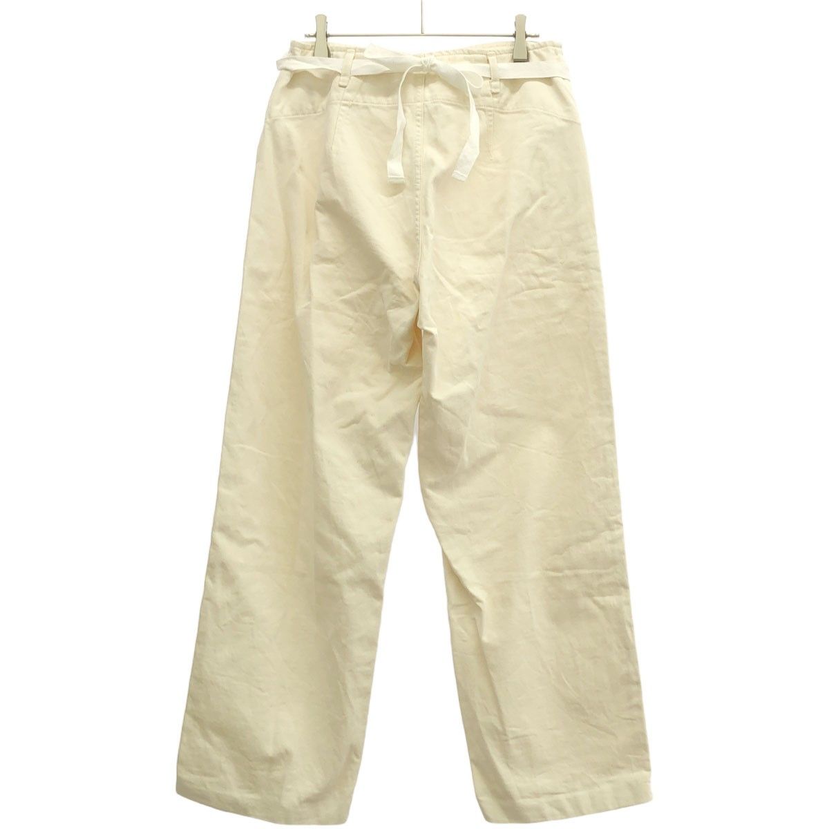 BACK SATIN