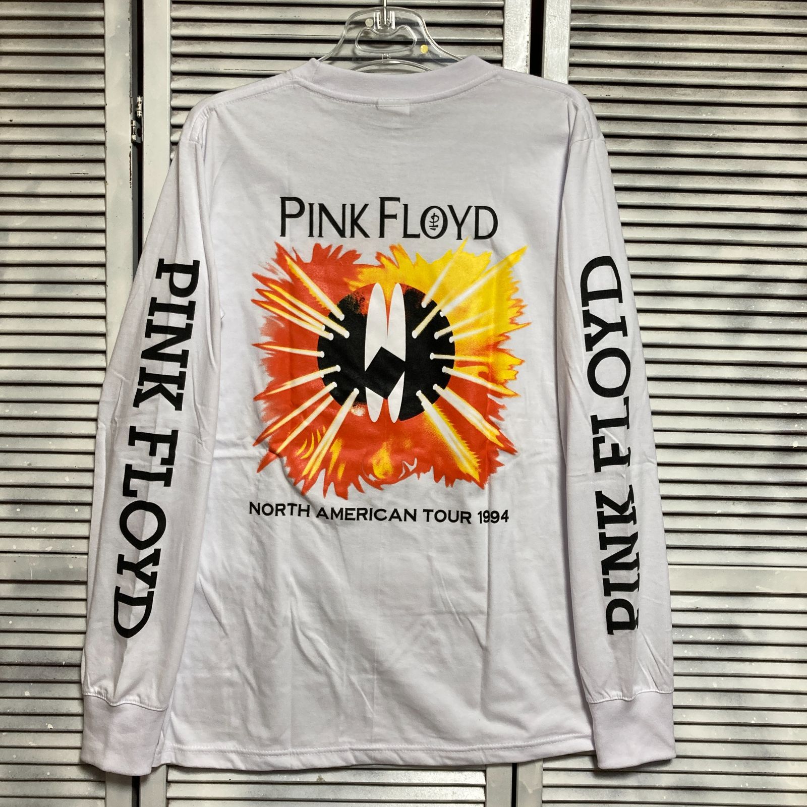 PINKFLOYD 白GILDANTシャツサイズS2008年コピーライト入り美品 PINKFLOYD 白GILDANTシャツサイズS2008年コピーライト入り美品