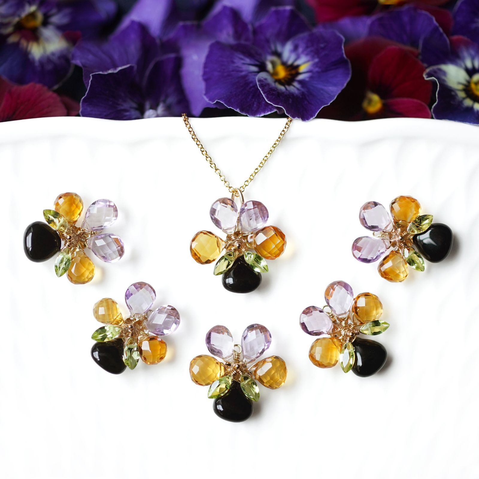 ✨高級感のある青磁金蓮玉陶器✨仏花プリザアレンジ2基9500円、1基5000