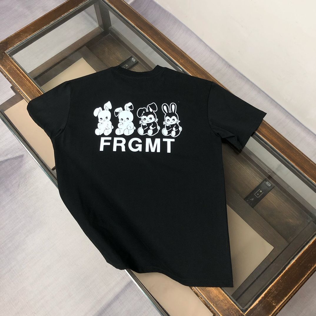 ♪直営店♪Moncler 25SS Tシャツ 今日特価】Moncler 25SS サマー T シャツ - メルカリ