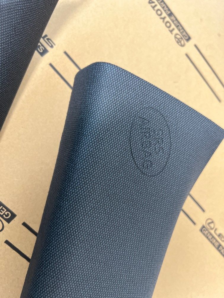 カローラツーリングAピラー左右セット不織布