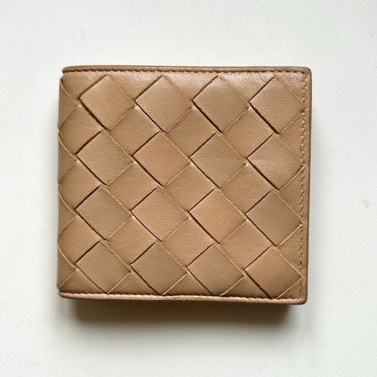 ○ボッテガヴェネタ マキシイントレチャート 三つ折り財布 Amazon | [ボッテガ ヴェネタ] 三つ折り財布 マキシイントレ