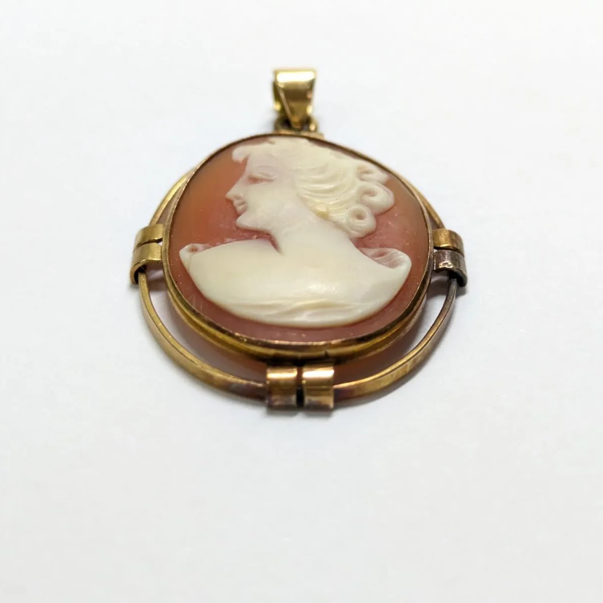 O02)良品 K18 シェル カメオ 30.8×25.0mm 4.5g ネックレス
