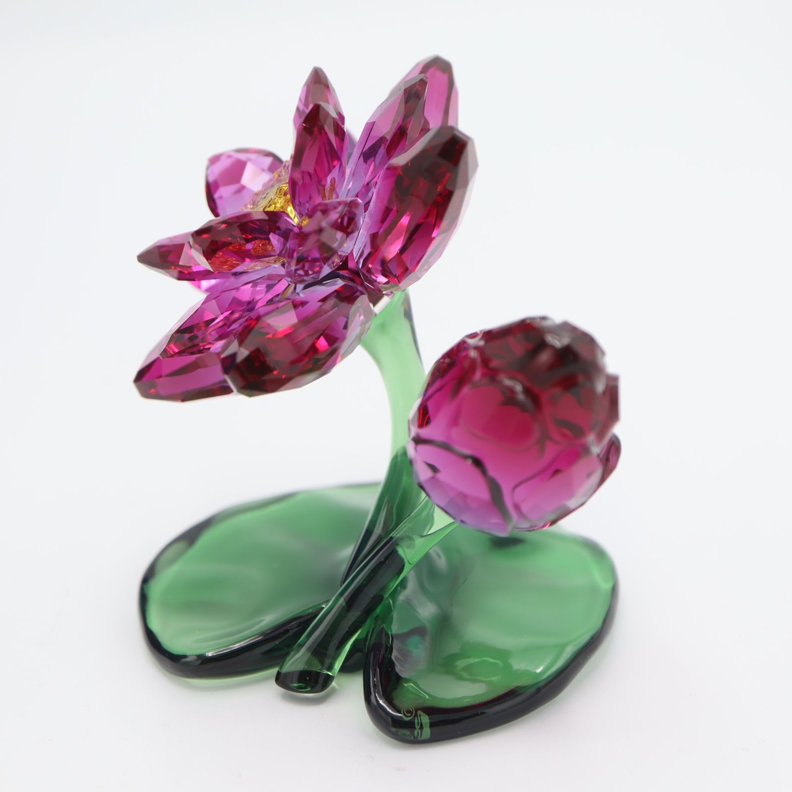 スワロフスキー ハスの華