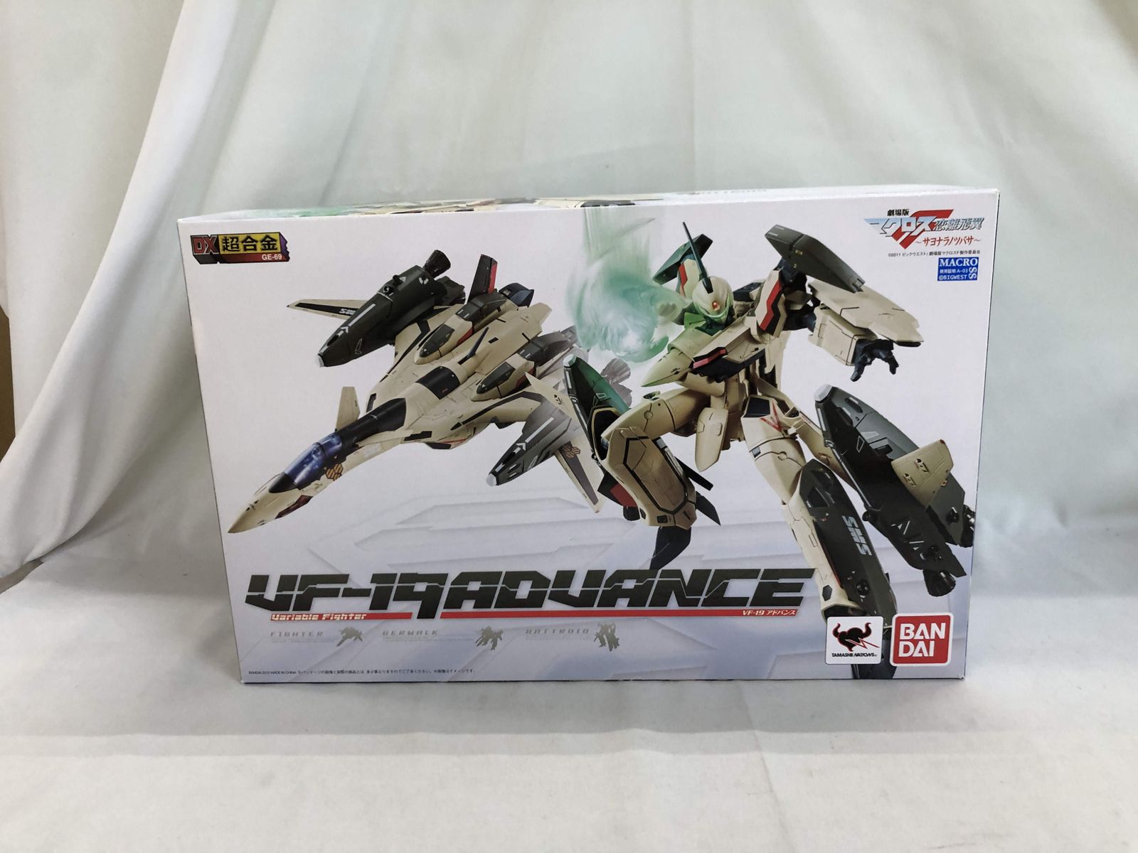 DX超合金 劇場版マクロスF サヨナラノツバサ VF-19 ADVANCE 約250mm ABS＆PVC＆ダイキャスト製 可動