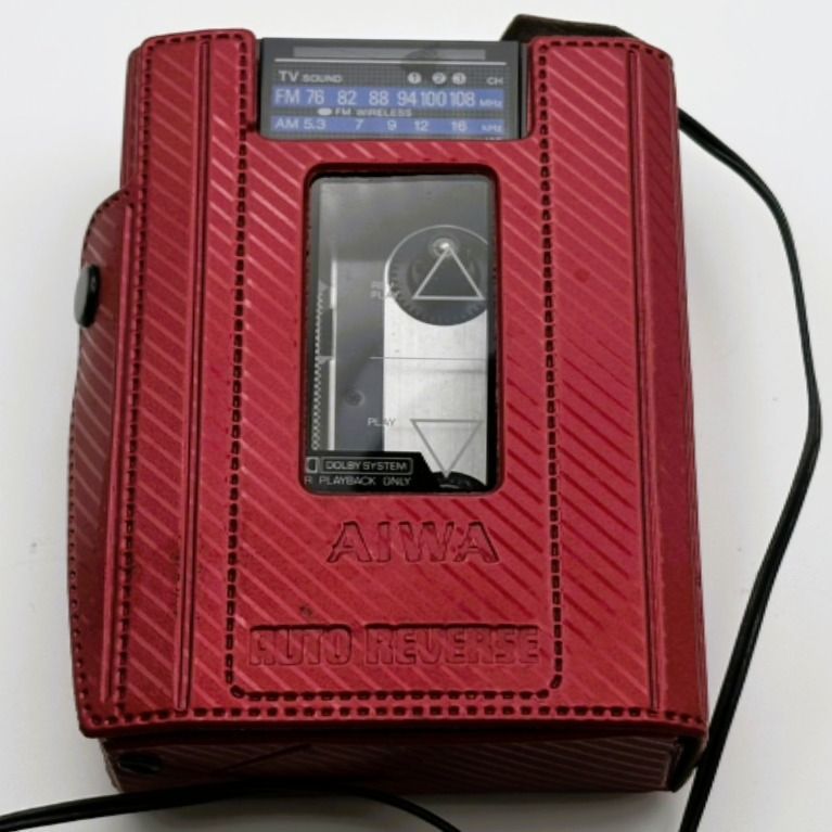 AIWA アイワ カセットプレーヤー ラジオ HS-J7 ジャンク品 【109