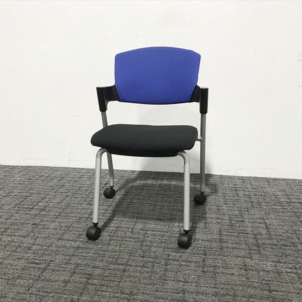 会議椅子 スタッキングチェア   会議 肘付 プロッティ キャスター付 コクヨ