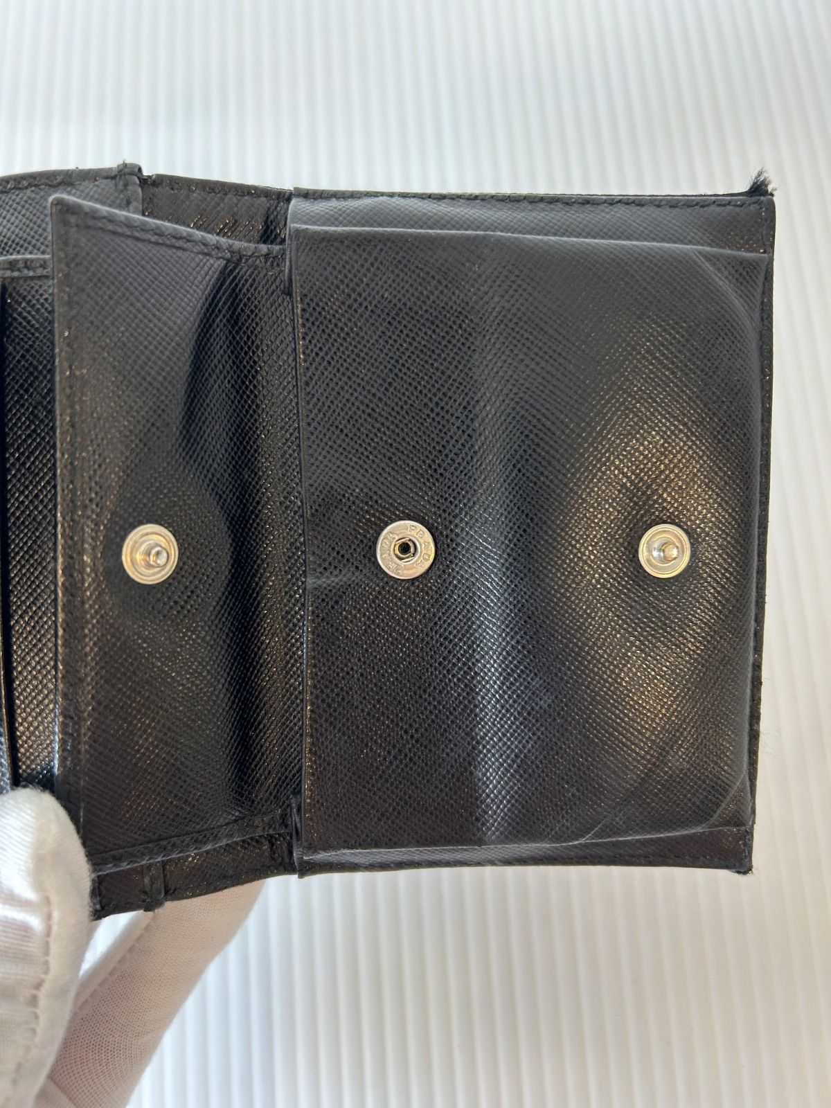 PRADA プラダ 三つ折り財布 三角ロゴ ナイロン ブラック 黒