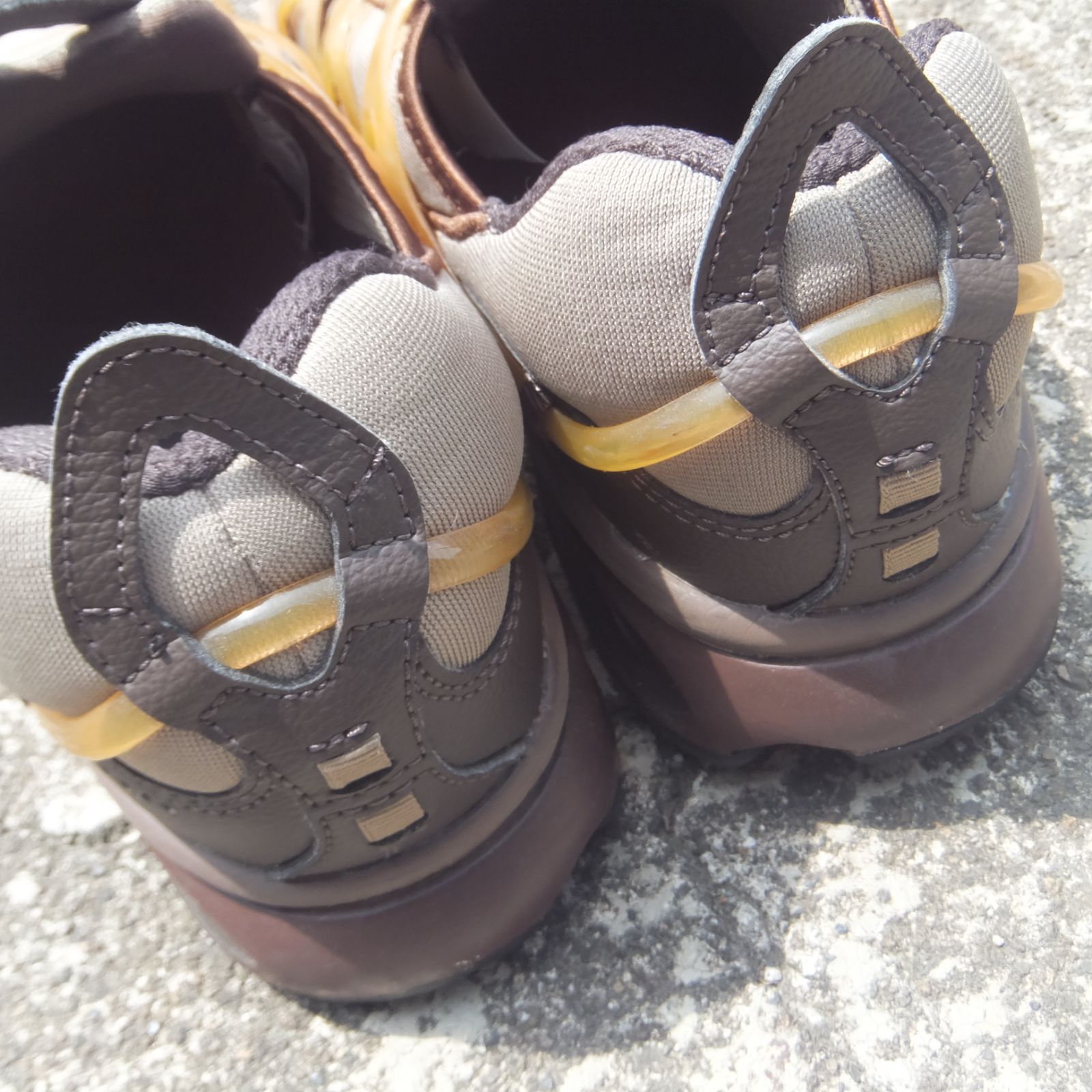 27cm ナイキ エアクキニ \"ダークチョコレート\" NIKEAir Qukini DarkChocolate エアクキニ 27cm - メルカリ