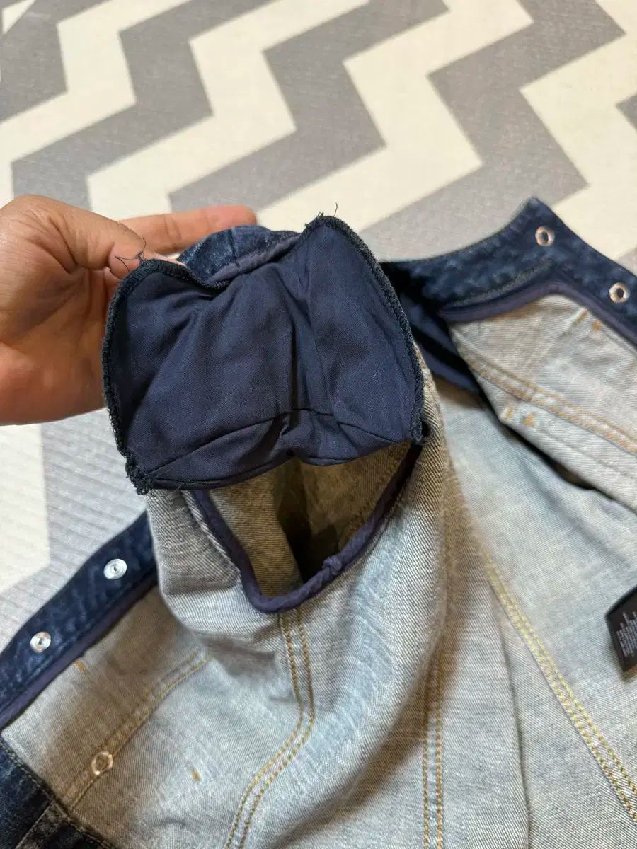 【お買い得】 バルマン キッズ デニムジャケット 6A 全国に配送可能。